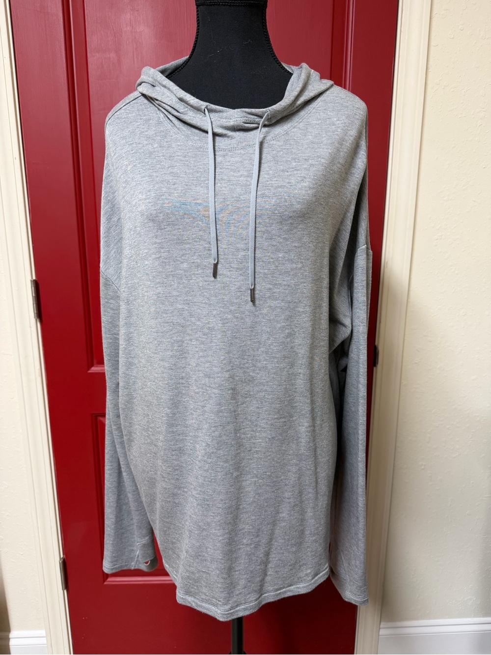 Women’s Lightweight Gray Hooded Long-Sleeve Shirt